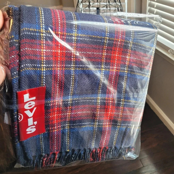 LEVI'S Unisex plaid fringed oversized scarf wrap throw stadium cozy blanket - Picture 7 of 7